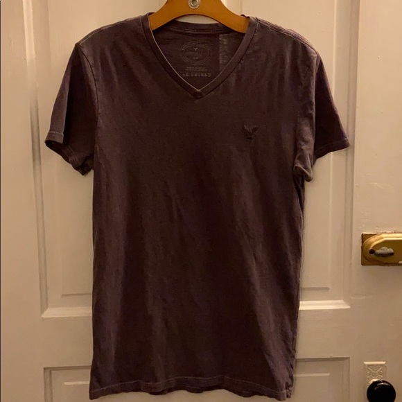 American Eagle Outfitters. Short Sleeve V-Neck Tee - Picture 1 of 4